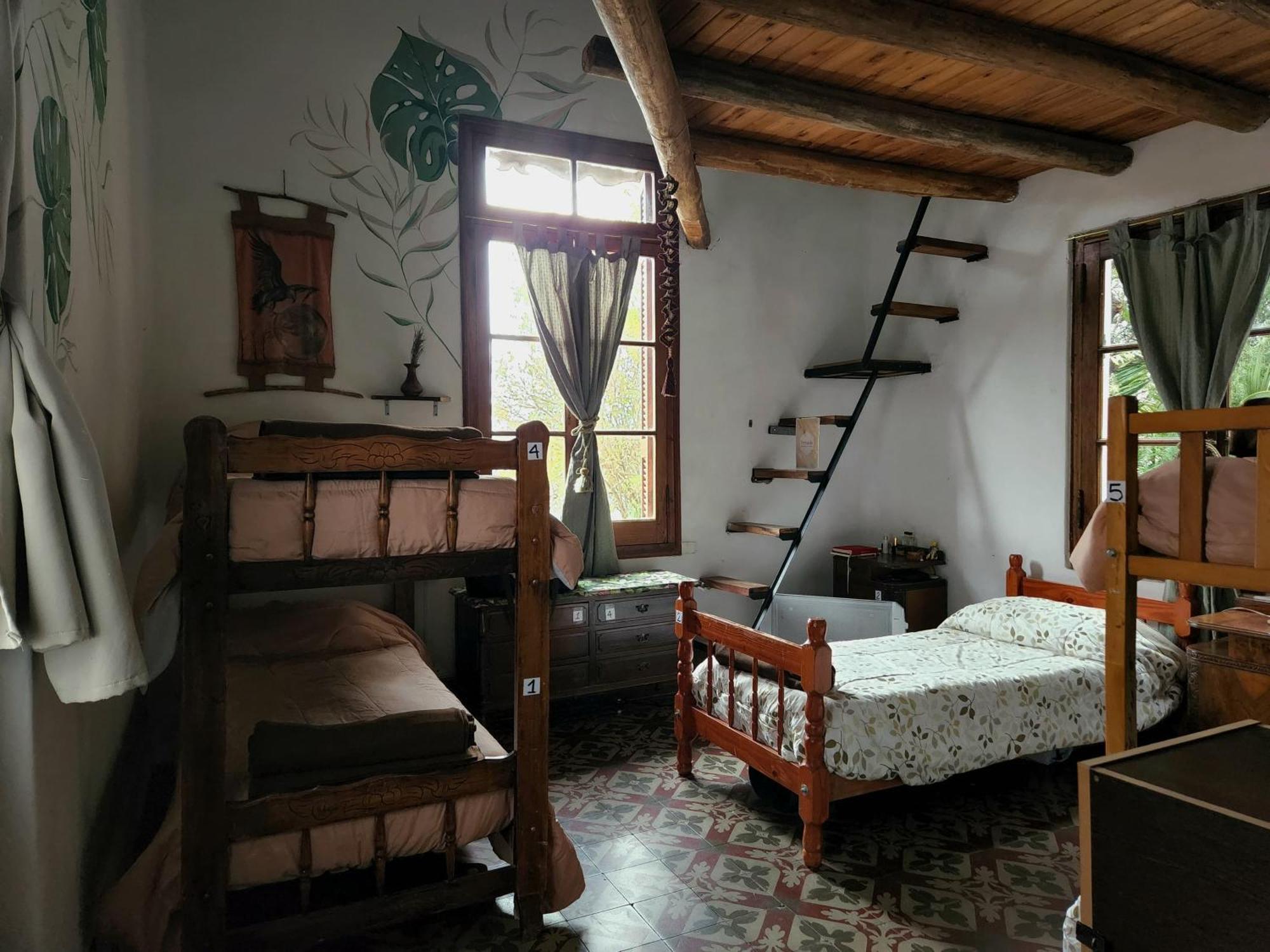 Hunab Ku Hostel Capilla del Monte Ngoại thất bức ảnh